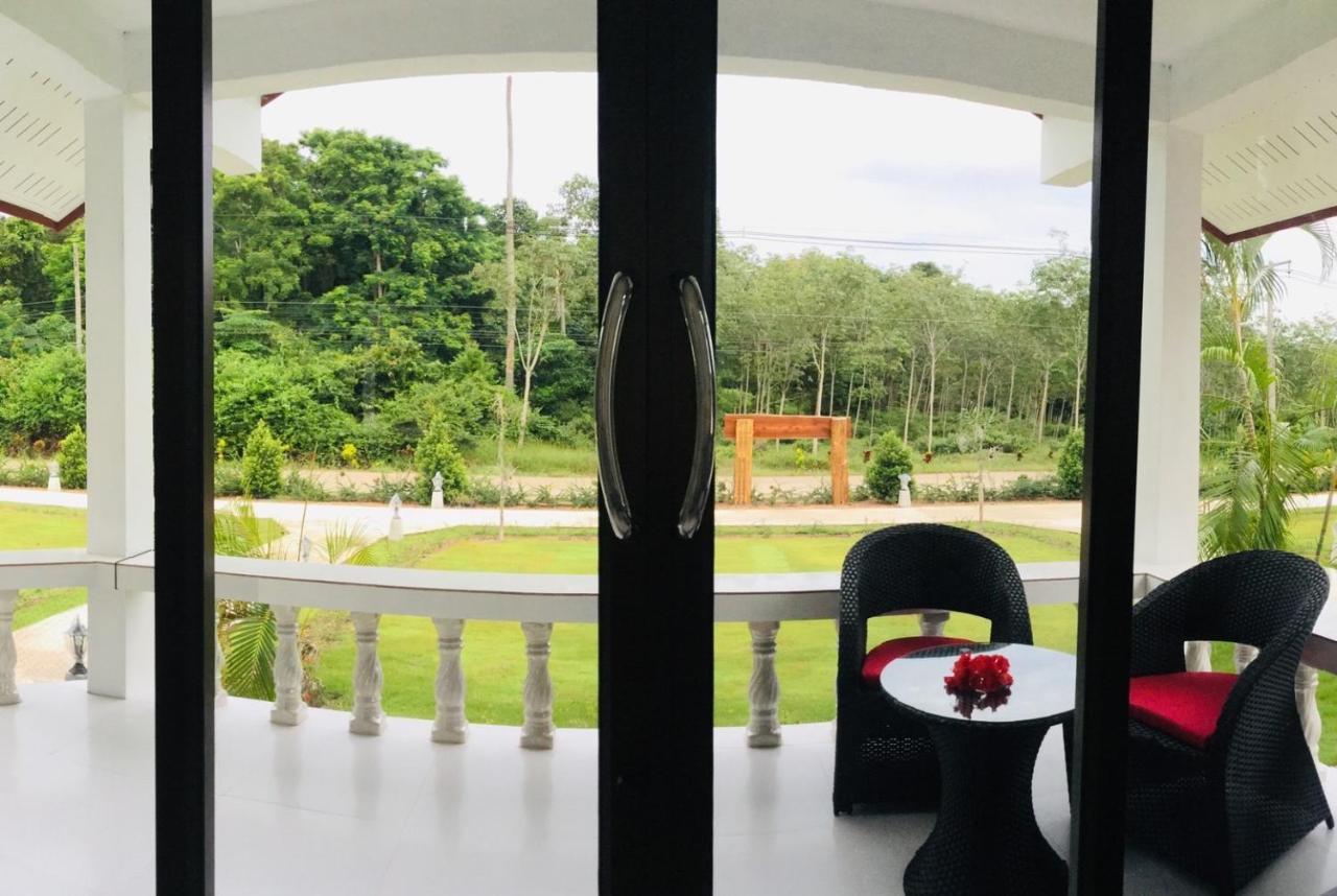 Koh Jum Paradise Resort 外观 照片